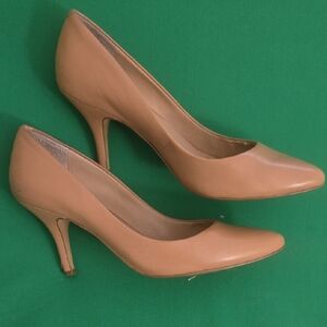 INC International Concepts Camel Heels